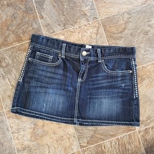 Maurice's Mini-Skirt